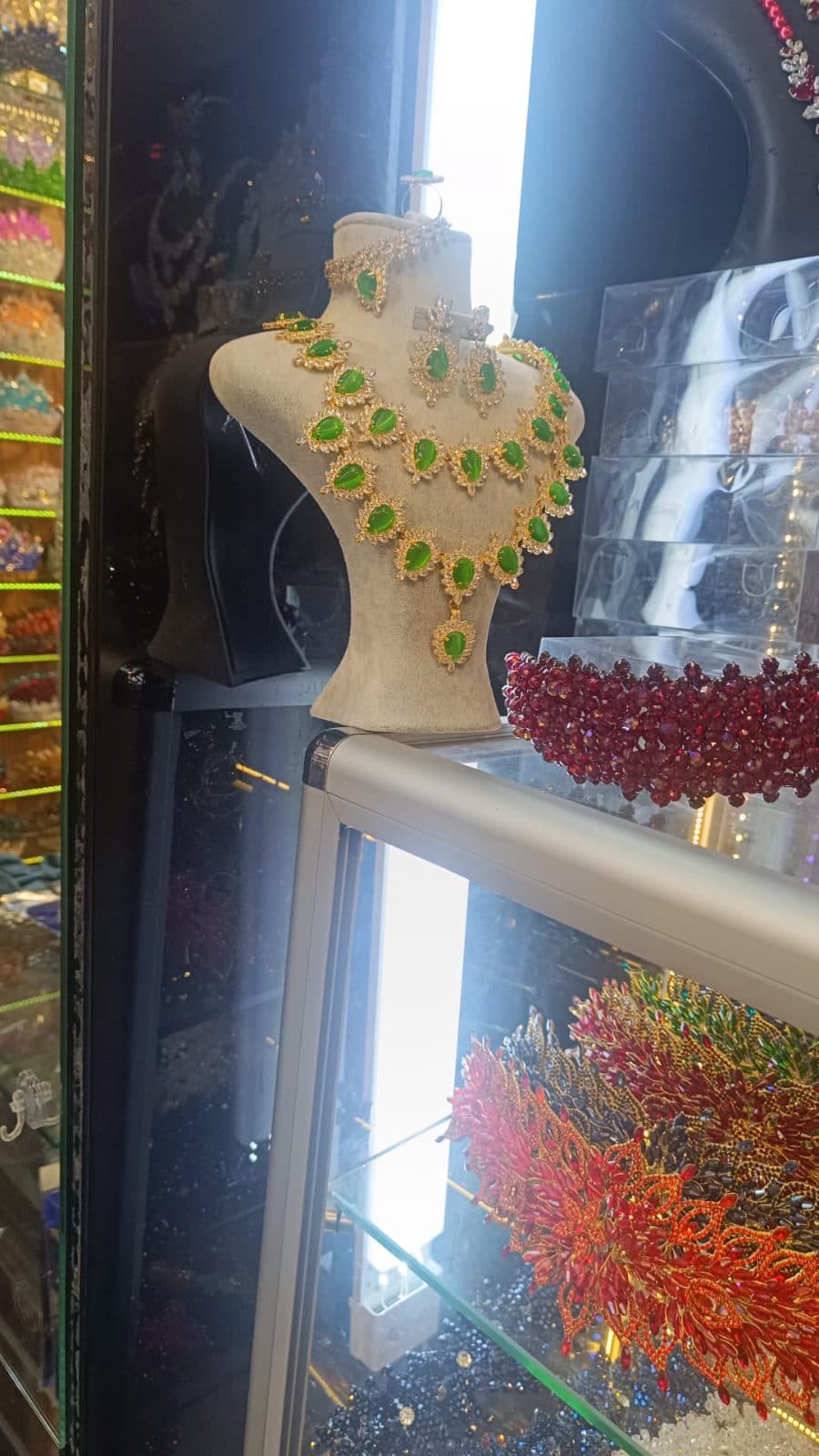 Bijoux  1