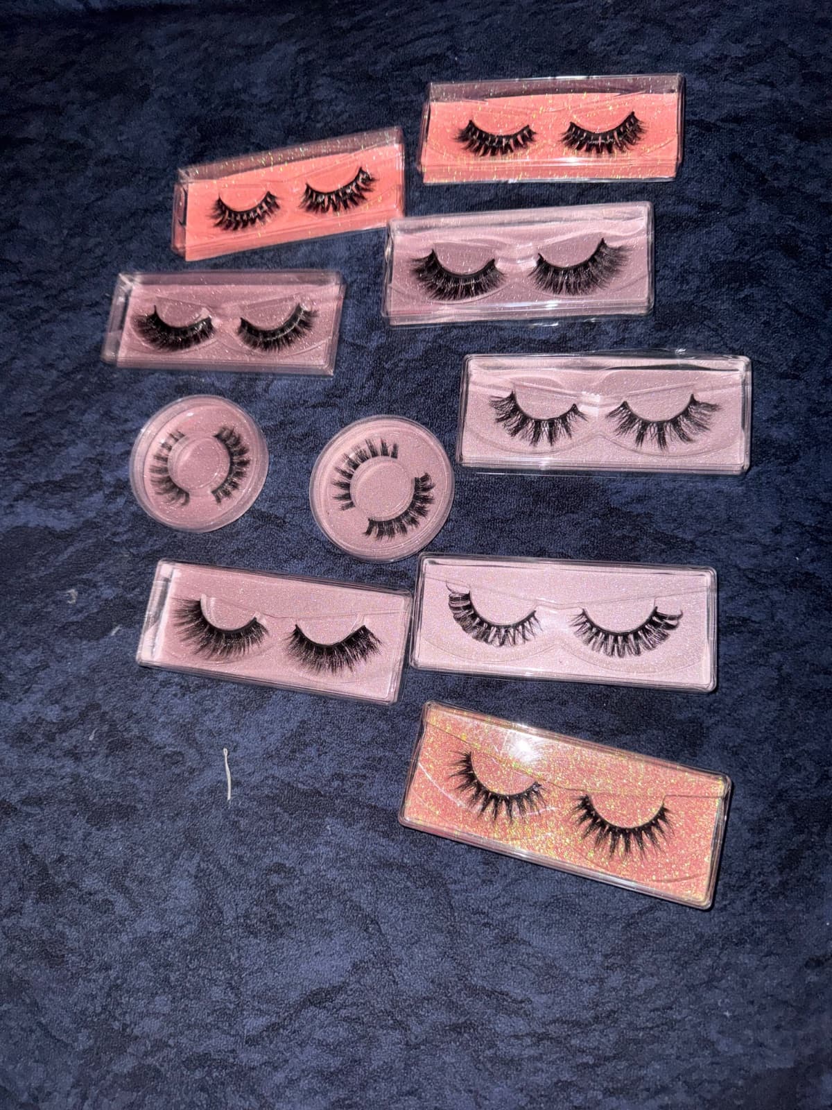 Faux-cils  1